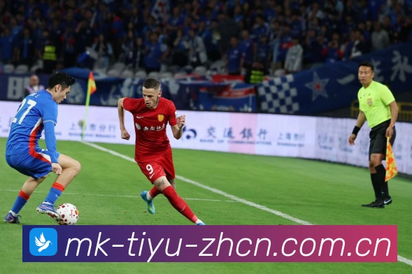 ATP巡回赛焦点前瞻阿尔卡拉斯强势冲冠辛纳迎来硬仗巅峰对决左右赛季格局:最新赛事动态与深度分析 ATP巡回赛焦点前瞻阿尔卡拉斯强势冲冠辛纳迎来硬仗巅峰对决左右赛季格局:最新赛事动态与深度分析